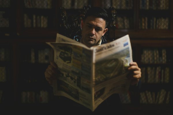 What Are the Essential Elements of a Cozy UK Home Environment?